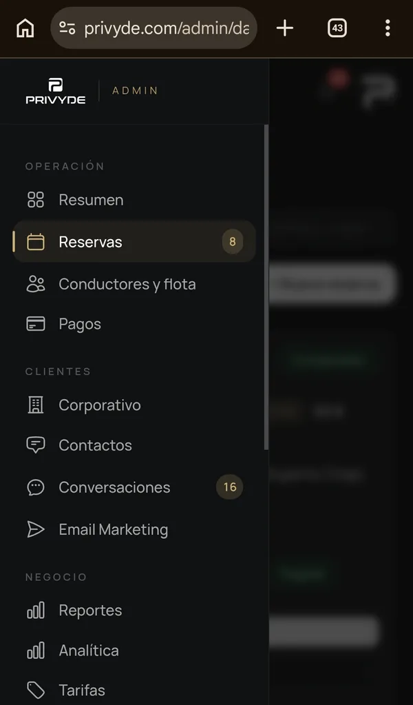 Versión móvil de un producto SaaS diseñado por VanguardIA